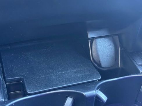 Used 2022 Mercedes-Benz GLC 300 4MATIC image 17