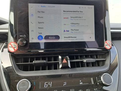 Used 2024 Toyota Corolla LE image 10