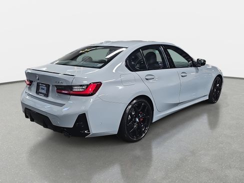 New 2026 BMW 330i Sedan w/ M Sport Package image 5