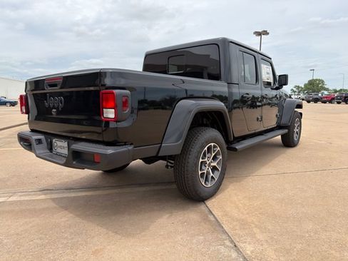 New 2026 Jeep Gladiator Sport AWD/4WD image 19