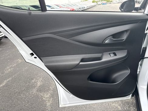New 2026 Buick Envista Preferred FWD image 28