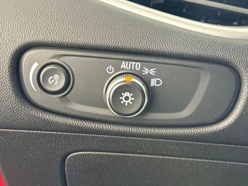 Used 2024 Chevrolet Malibu LT FWD image 37