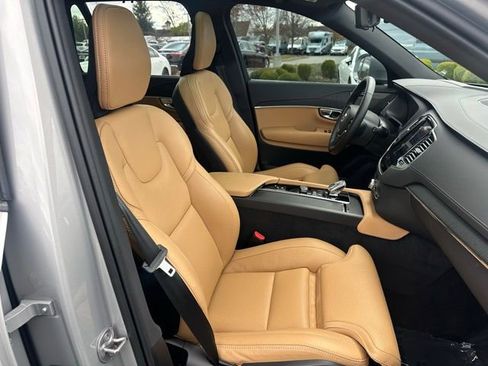 Used 2025 Volvo XC90 B6 Ultra w/ Protection Package image 35