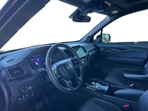 Used 2022 Honda Pilot Black Edition image 5