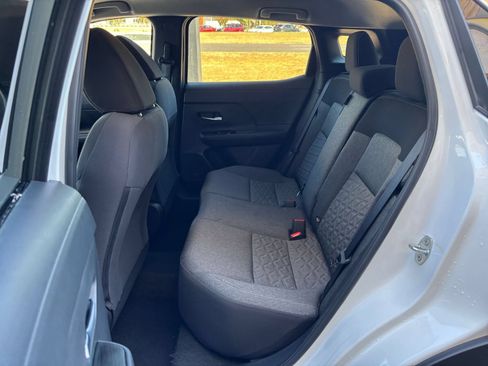 Used 2026 Nissan Kicks SV w/ Cold Weather Package AWD/4WD image 24