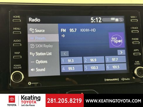 Used 2022 Toyota Venza XLE image 21