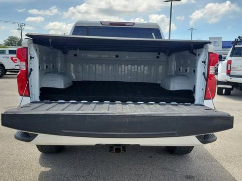 Used 2021 Chevrolet Silverado 1500 Custom RWD image 14