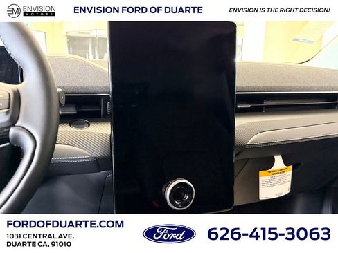New 2026 Ford Mustang Mach-E Premium image 20