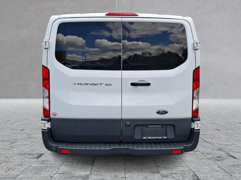 Used 2016 Ford Transit 150 130 Low Roof RWD image 5