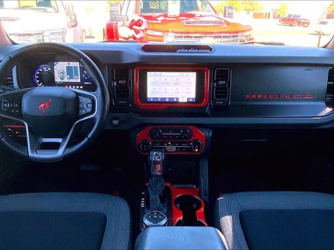 Used 2022 Ford Bronco Big Bend image 15