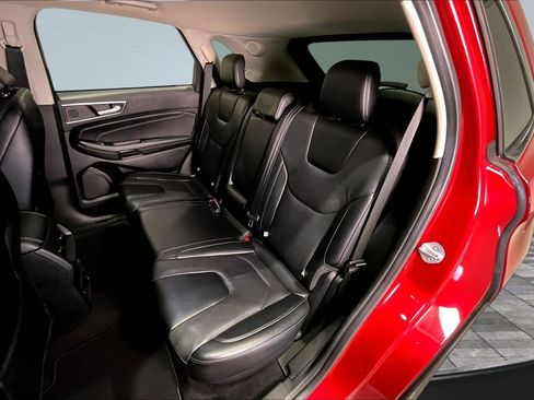 Used 2022 Ford Edge Titanium image 21