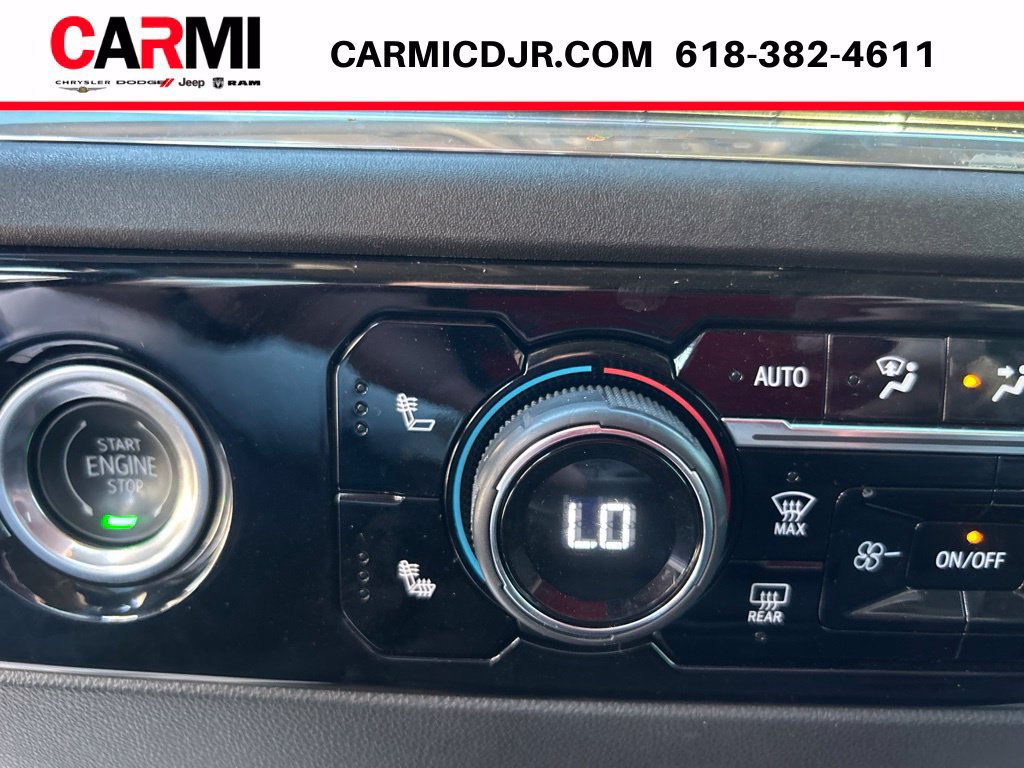 Used 2023 Chevrolet Silverado 1500 LT AWD/4WD image 28