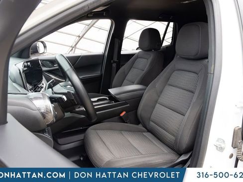 Used 2025 Chevrolet Equinox LT AWD/4WD image 13