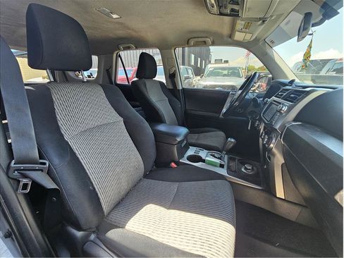 Used 2014 Toyota 4Runner SR5 AWD/4WD image 4