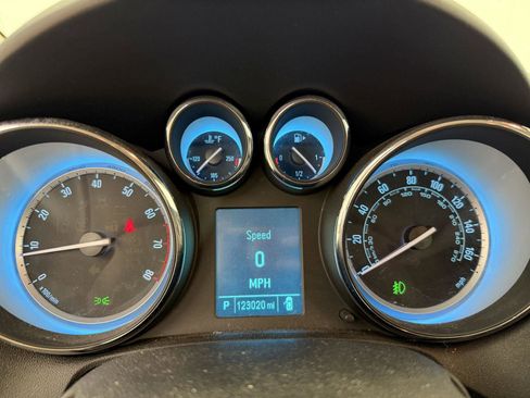 Used 2014 Buick Verano FWD image 21