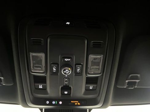 Used 2025 GMC Yukon AT4 Ultimate w/ LPO, Floor Liner Package image 37