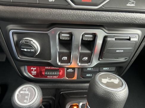 New 2026 Jeep Wrangler Sport AWD/4WD image 29