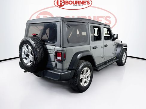 Used 2019 Jeep Wrangler Unlimited Sport S AWD/4WD image 9