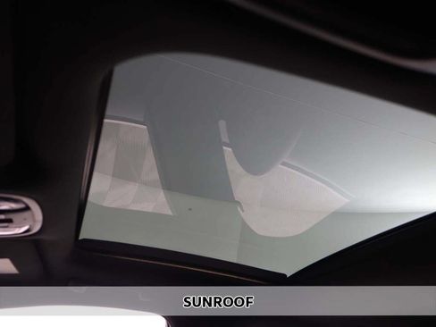 Used 2022 Kia Stinger GT-Line w/ Sun & Sound Package RWD image 4