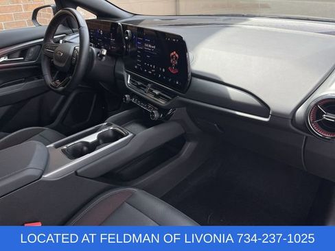 Used 2024 Chevrolet Equinox EV RS image 26