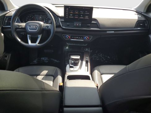 Used 2023 Audi Q5 2.0T Premium w/ Convenience Package AWD/4WD image 10