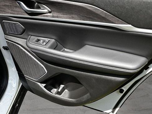 New 2024 Jeep Grand Cherokee Limited 4xe w/ Luxury Tech Group II image 24