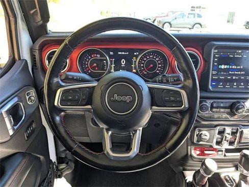 Certified 2020 Jeep Wrangler Unlimited Rubicon w/ Dual Top Group image 13