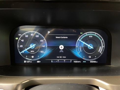 Used 2022 Kia Sorento SX Prestige w/ Panoramic Sunroof Package AWD/4WD image 18