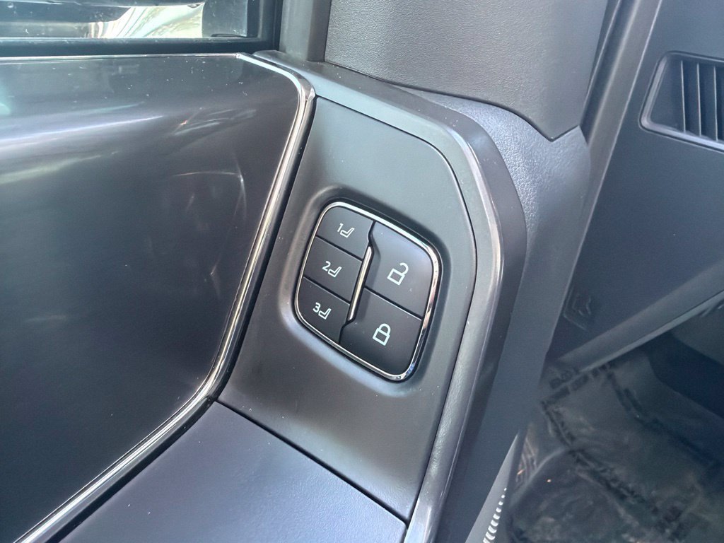 Used 2024 Ford F150 Lariat w/ Equipment Group 502A High AWD/4WD image 6