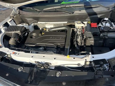 Used 2025 Chevrolet Equinox RS w/ Safety and Technology Package image 10