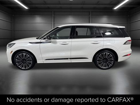 New 2025 Lincoln Aviator Black Label image 3