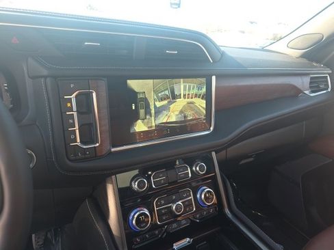 Used 2024 GMC Yukon XL Denali Ultimate image 24