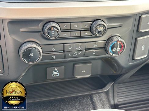 Used 2023 Ford F550 4x4 Regular Cab Super Duty image 15