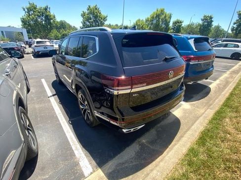 Used 2026 Volkswagen Atlas SEL Premium R-Line AWD/4WD image 3