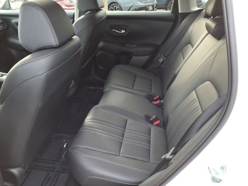 Certified 2024 Honda HR-V EX-L image 8