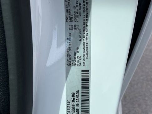 Used 2026 Chrysler Pacifica Limited w/ S Appearance Package FWD image 19