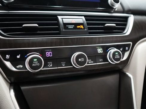 Used 2021 Honda Accord Touring image 28