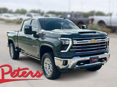 Used 2025 Chevrolet Silverado 2500 LTZ w/ LTZ Premium Package