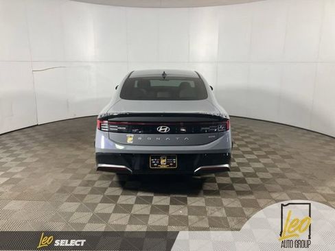 Used 2024 Hyundai Sonata SEL AWD/4WD image 5