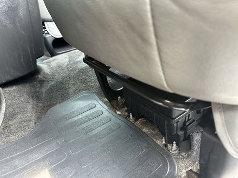 Used 2017 GMC Savana 2500 LT w/ LT Preferred Equipment Group image 12