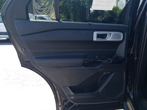 Used 2022 Ford Explorer ST w/ Equipment Group 401A AWD/4WD image 13