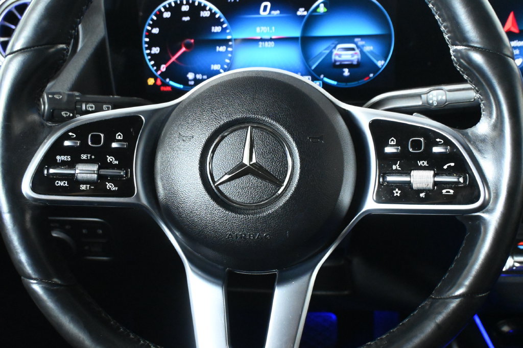 Used 2023 Mercedes-Benz GLA 250 4MATIC image 19