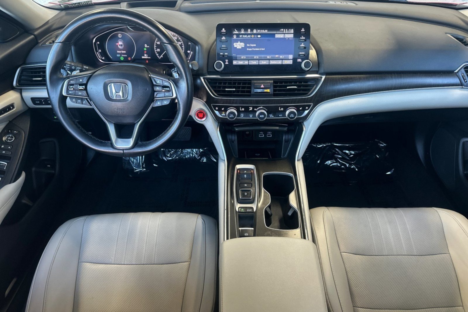 Used 2021 Honda Accord Touring image 12