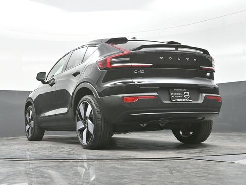 Used 2023 Volvo C40 P8 Recharge Ultimate image 20