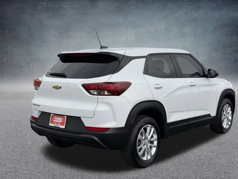 New 2026 Chevrolet TrailBlazer LS image 3