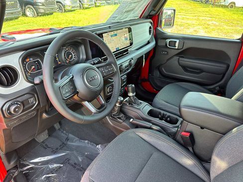 New 2025 Jeep Wrangler Sport S AWD/4WD image 22