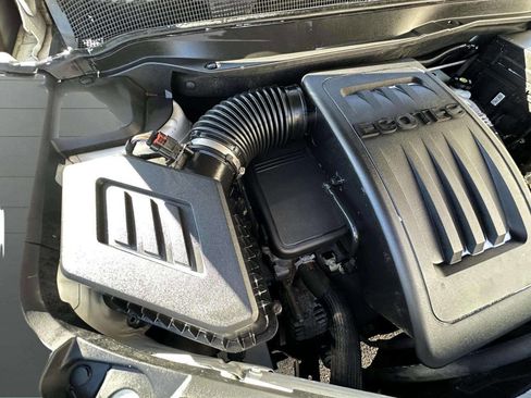 Used 2016 Chevrolet Equinox LTZ w/ Enhanced Convenience Package image 29