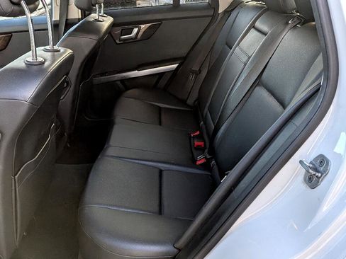 Used 2013 Mercedes-Benz GLK 350 4MATIC image 10