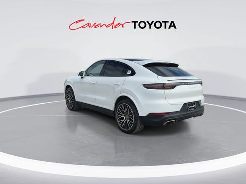 Used 2021 Porsche Cayenne Coupe AWD/4WD image 6