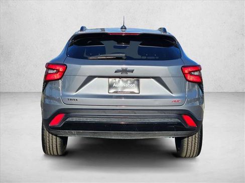Certified 2024 Chevrolet Trax RS w/ Driver Confidence Package image 6